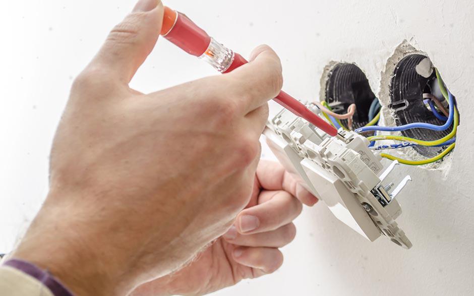 électricien urgence Paris 4